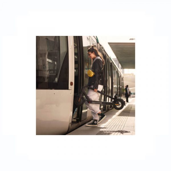 Trotinete Eléctrica Xiaomi Mi Electric Scooter Essential Preta